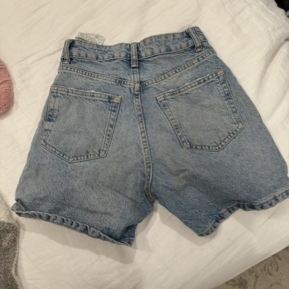 Shorts - Picture 2 of 2